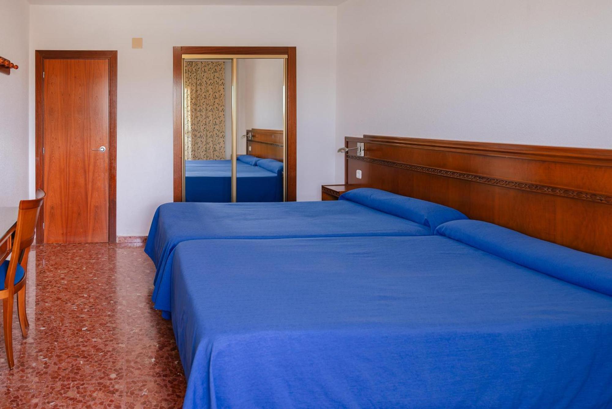 Port Europa Otel Calp Dış mekan fotoğraf
