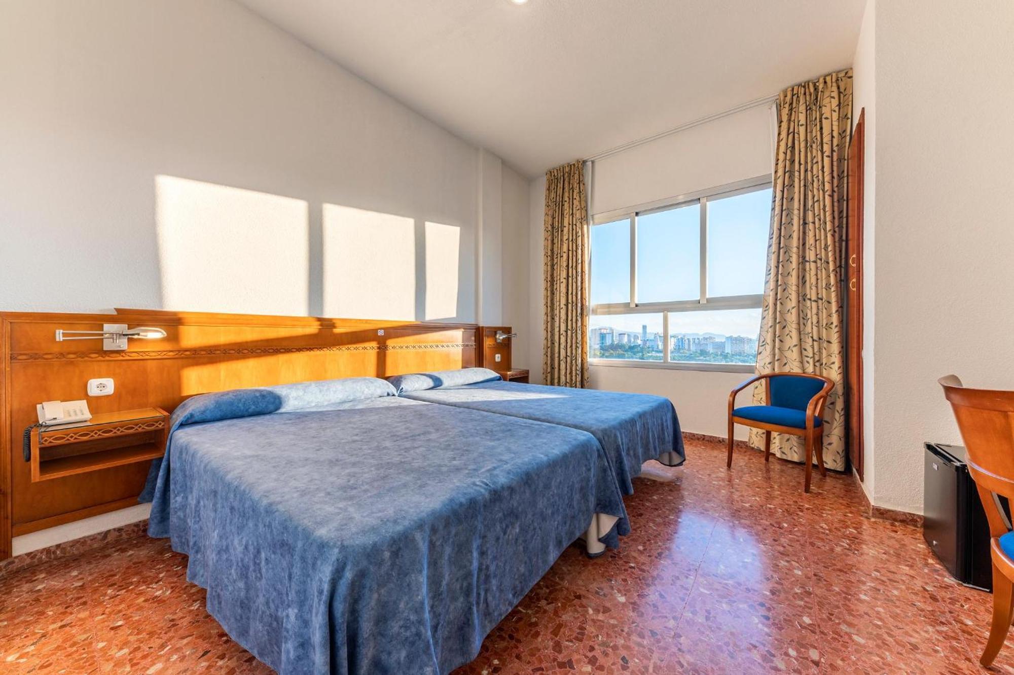 Port Europa Otel Calp Dış mekan fotoğraf